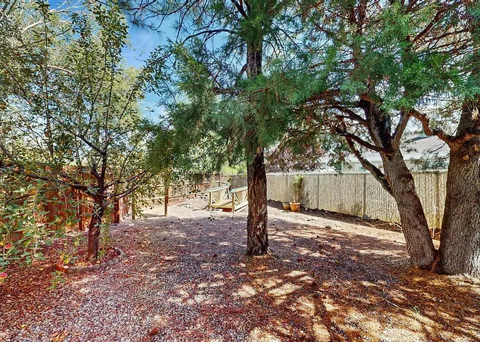 Wandering Pine Retreat Holiday home